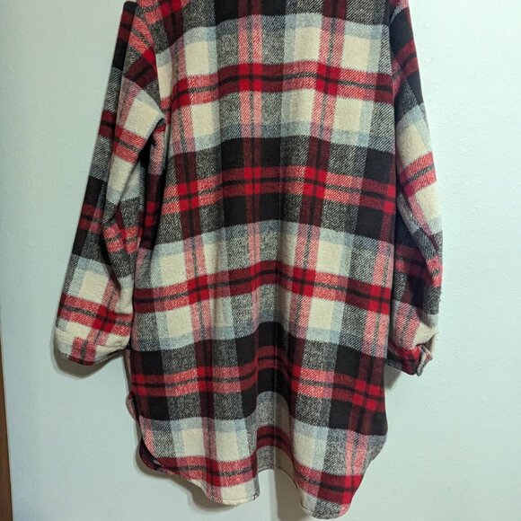 Adora shacket jacket flannel plaid pockets  Size Medium - Picture 7 of 8